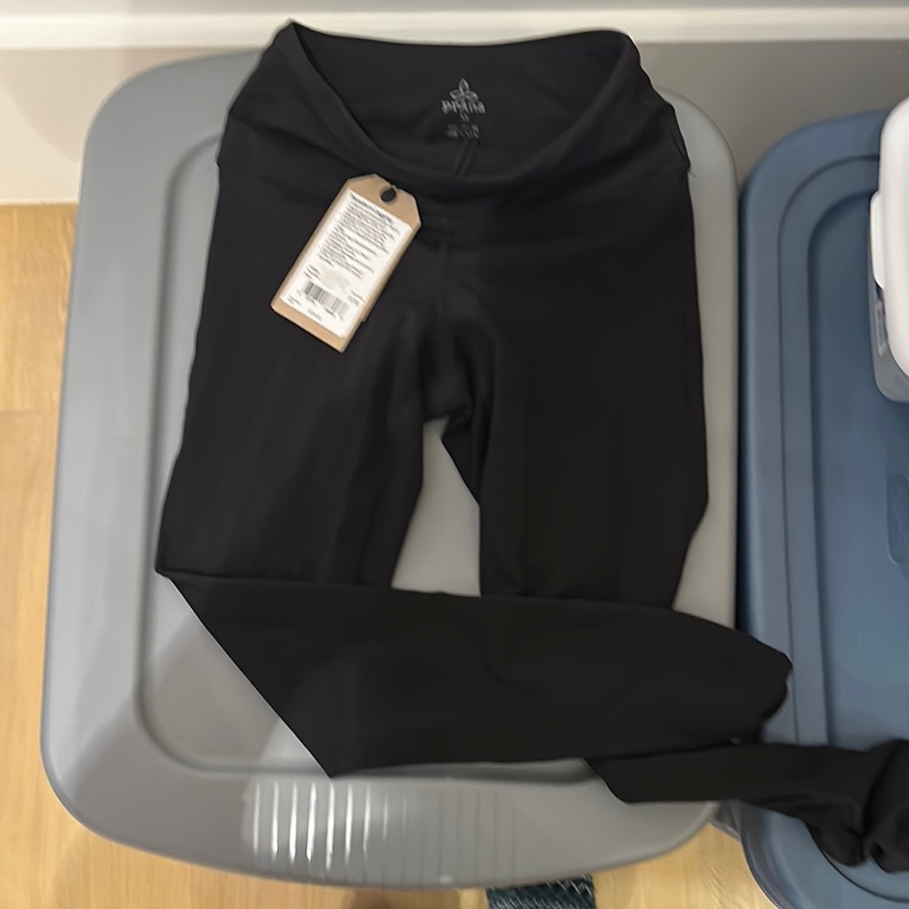 Prana Black Leggings Full-Length Athletic Bottoms women’s XS size